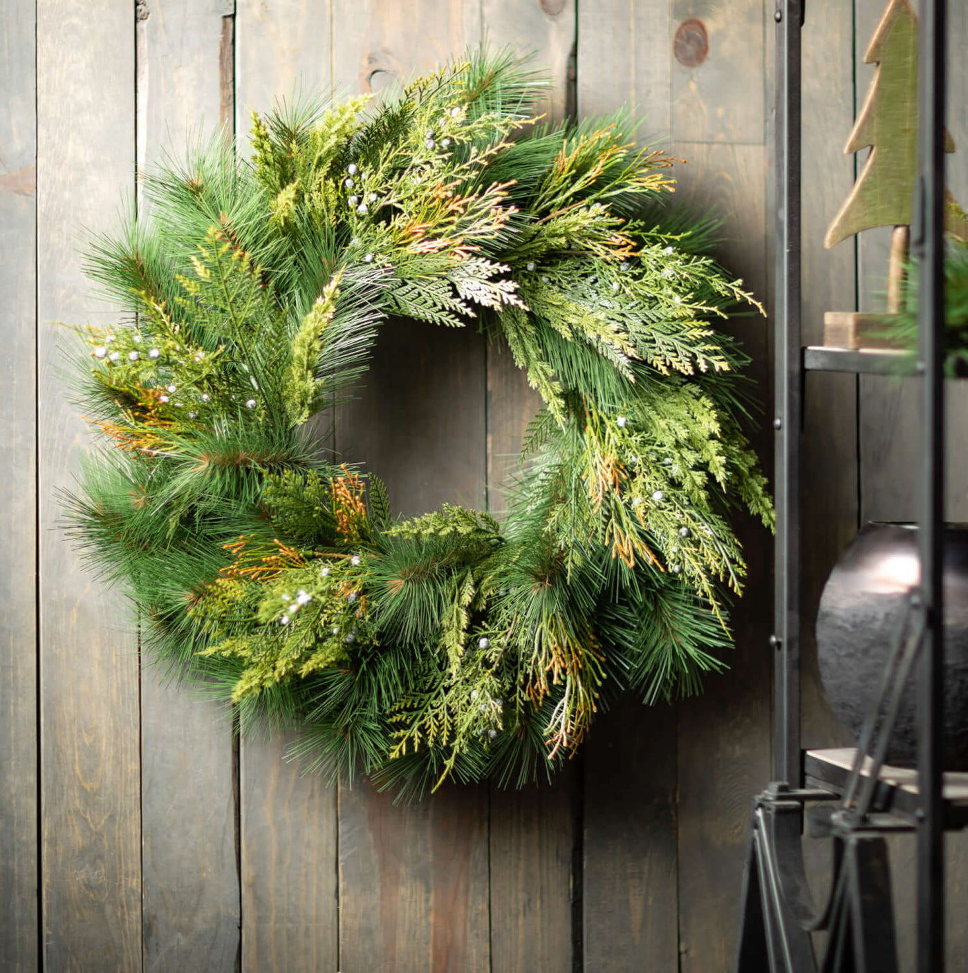 26" Mixed Pine & Juniper Wreath