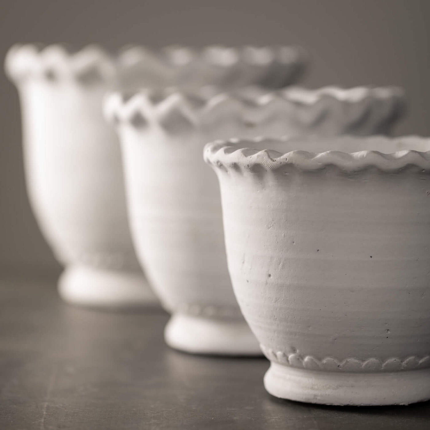 White Scalloped Edge Pot, 7"