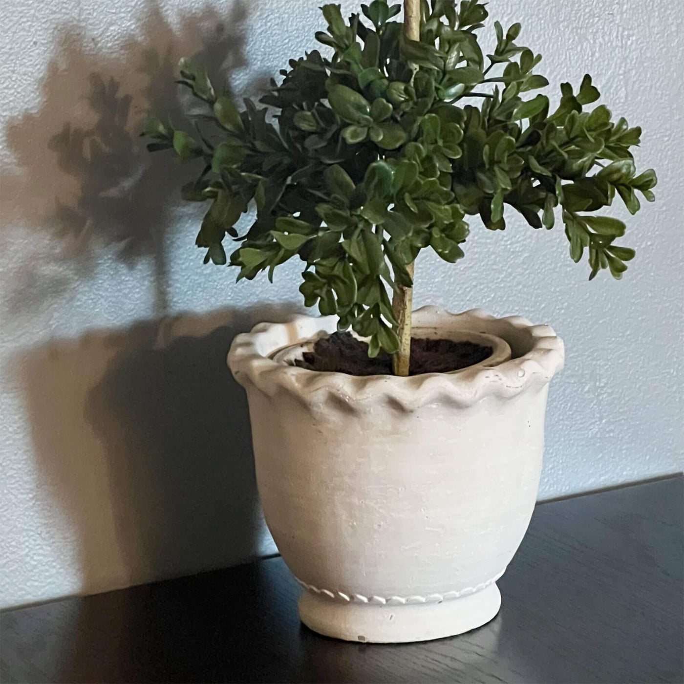 White Scalloped Edge Pot, 8"