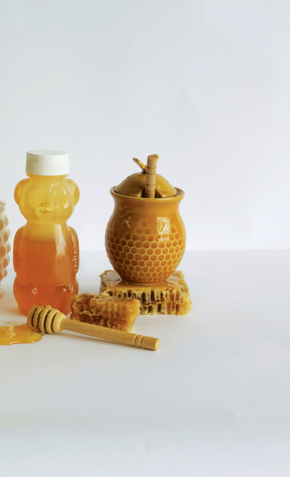 Golden Honey Jar with Honey Dipper